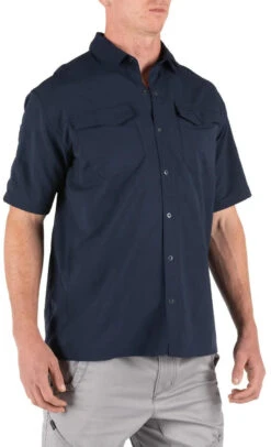 5.11 Tactical Men's Freedom Flex Short Sleeve Shirt 71340 -Tactical Apparel Store 5.11 tactical mens freedom flex short sleeve shirt 71340 71340 43087.1666737772