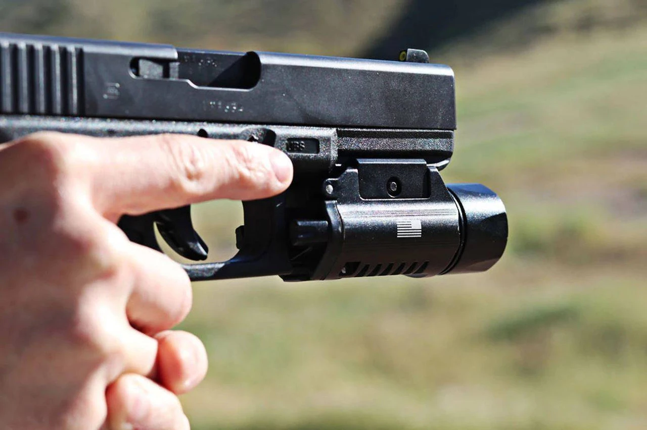 LA Police Gear SlideRail XWL Tactical Strobe WeaponLight LA Police Gear SlideRail XWL Tactical Strobe WeaponLight -Tactical Apparel Store la police gear sliderail xwl tactical strobe weaponlight fl xwl01 s 13004.1601518002