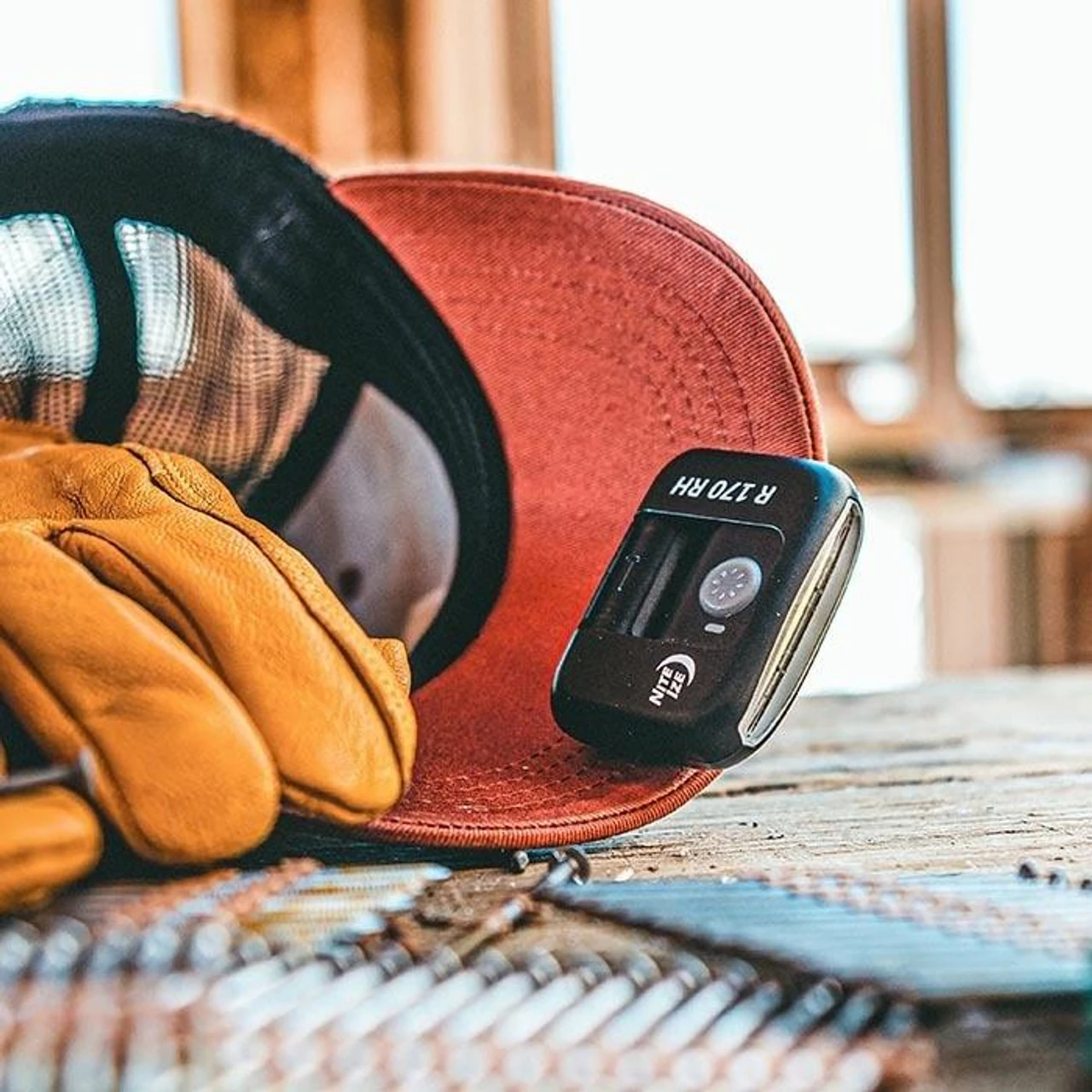 Nite Ize Radiant 170 Rechargeable Clip Light Nite Ize Radiant 170 Rechargeable Clip Light -Tactical Apparel Store nite ize radiant 170 rechargeable clip light r170rc 01 r7 40757.1616660221