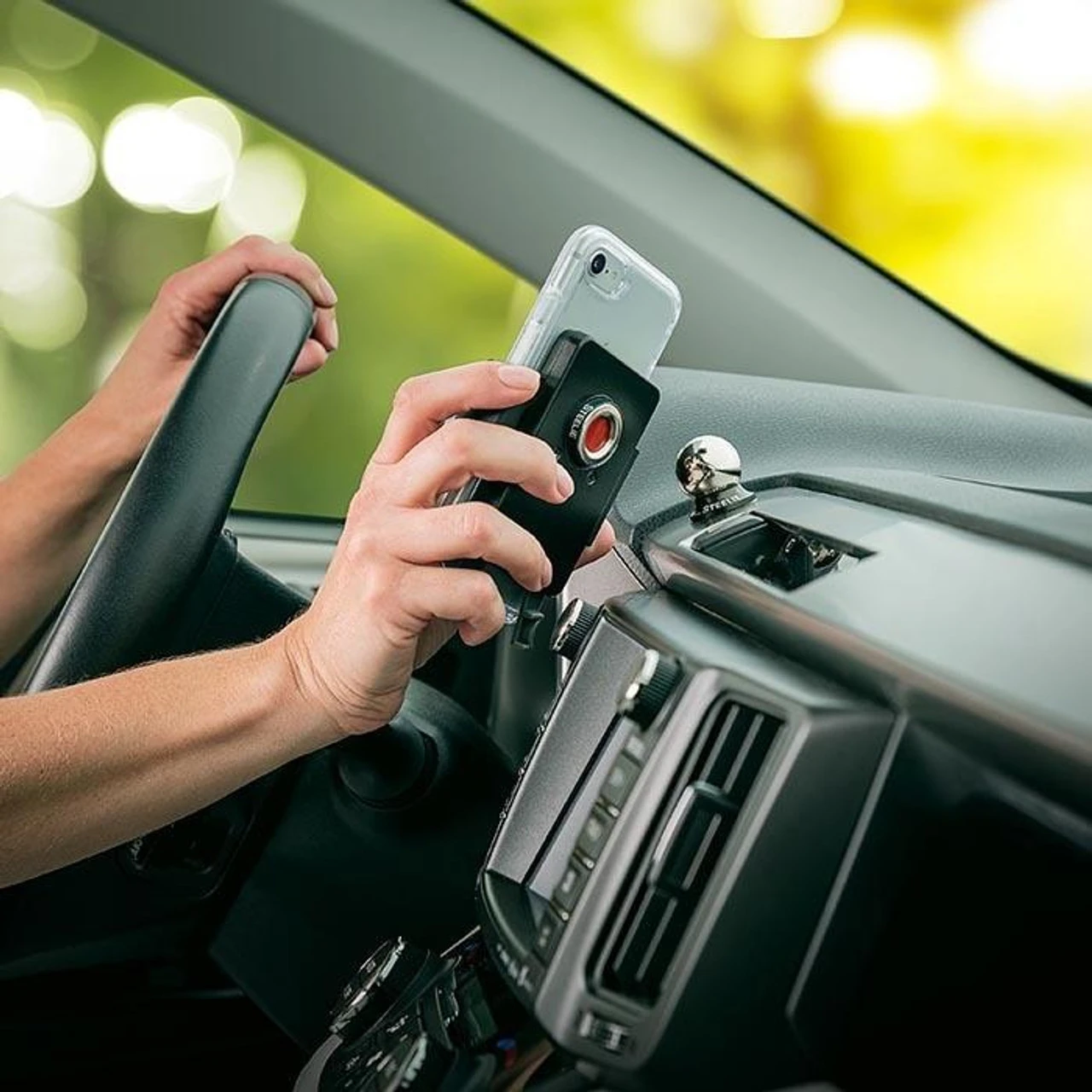 Nite Ize Steelie Squeeze Dash Kit Nite Ize Steelie Squeeze Dash Kit -Tactical Apparel Store nite ize steelie squeeze dash kit stsck 11 r8 48596.1616660212