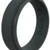 Qalo Men's Step Edge Black Narrow Polish Ring QS9-UNB