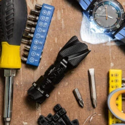 SOG Dark Energy 214A Flashlight 7 SOG Dark Energy 214A Flashlight -Tactical Apparel Store sog dark energy 214a flashlight de 01 84729.1601547969