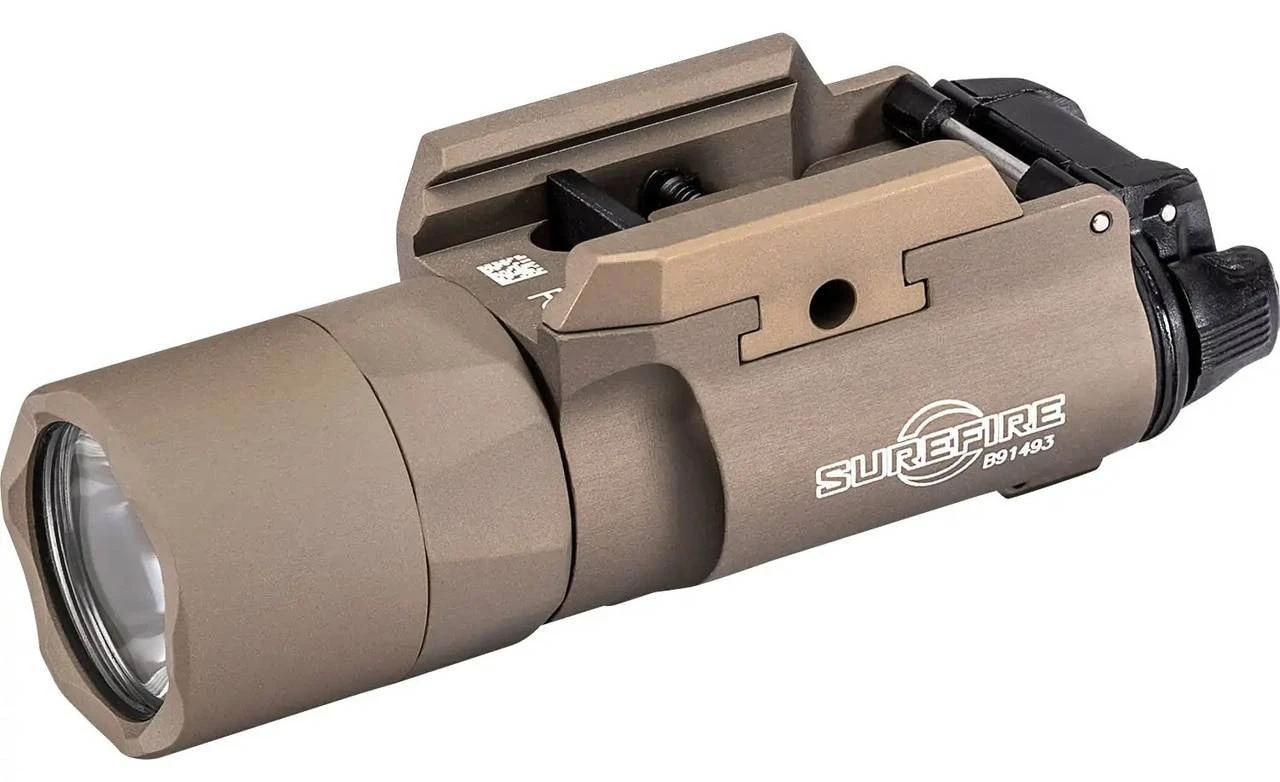 Surefire X300 Ultra-High-Output LED Handgun WeaponLight Surefire X300 Ultra-High-Output LED Handgun WeaponLight -Tactical Apparel Store surefire x300 ultra high output led handgun weaponlight x300u b tn 55317.1654187448